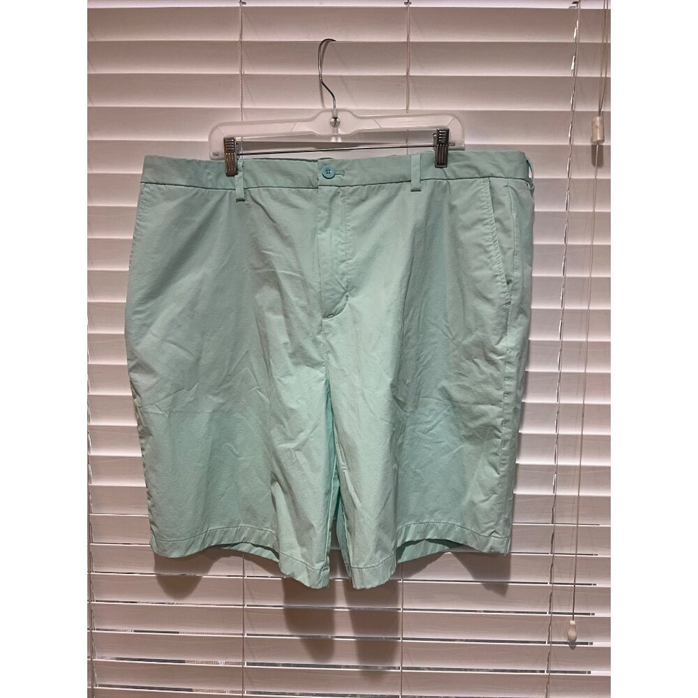Vineyard Vines Mens OTG Performance Shorts - Size 42